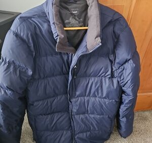 L.L. Bean Men's Navy Puffer Jacket with Stand Collar